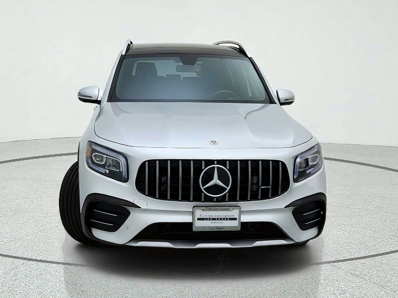 Used 2023 Mercedes-Benz GLB 35 AMG 4MATIC image 3