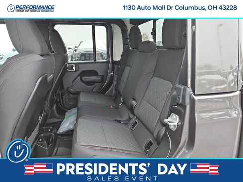 New 2026 Jeep Gladiator Mojave image 13