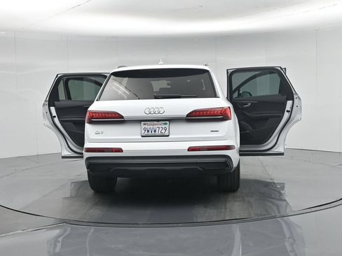 Used 2022 Audi Q7 2.0T Premium Plus w/ Premium Plus Package AWD/4WD image 35