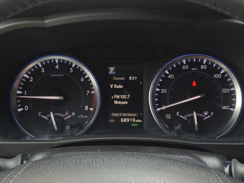 Used 2017 Toyota Highlander Limited AWD/4WD image 33