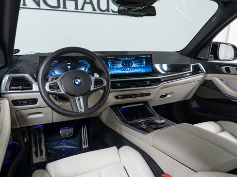 Certified 2025 BMW X5 M60i image 16