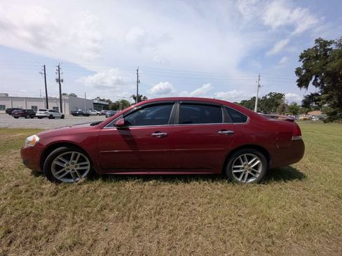 Used 2010 Chevrolet Impala LTZ FWD image 3
