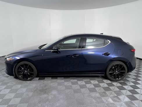 Used 2019 MAZDA MAZDA3 Hatchback w/ Premium Package image 8