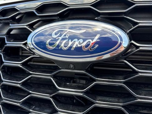 Used 2025 Ford Explorer ST-Line w/ ST-Line Street Pack AWD/4WD image 37