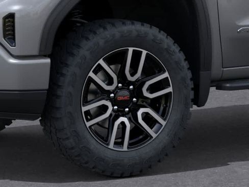 New 2026 GMC Sierra 1500 AT4 w/ AT4 Premium Package AWD/4WD image 9