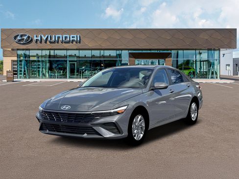New 2026 Hyundai Elantra Hybrid FWD image 1