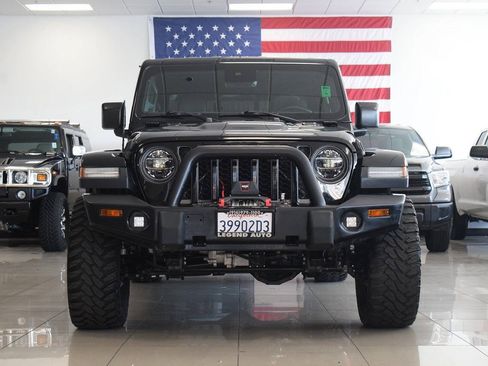 Used 2020 Jeep Gladiator Rubicon AWD/4WD image 2