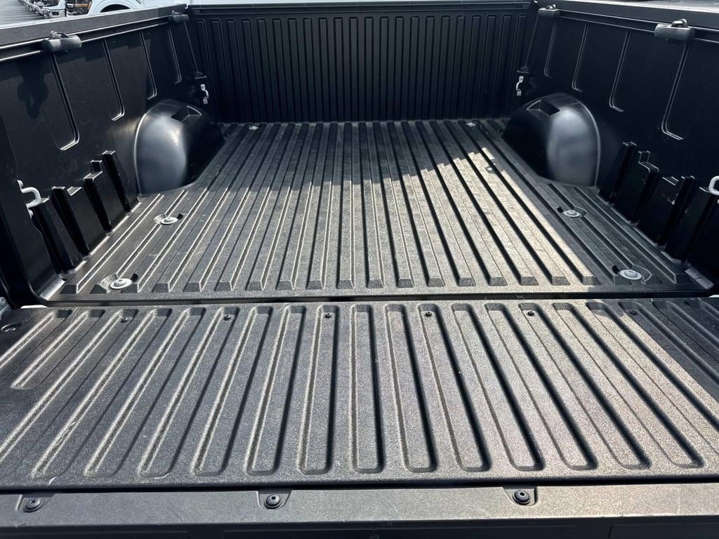 Used 2024 Toyota Tundra SR5 w/ SR5 Convenience Package AWD/4WD image 12