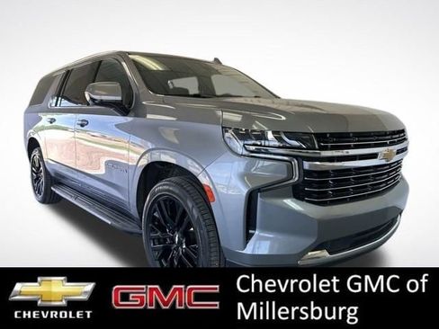 Used 2021 Chevrolet Suburban LT AWD/4WD image 1