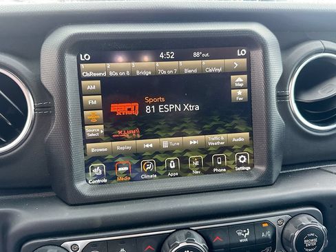 Used 2023 Jeep Wrangler Unlimited Sahara w/ Cold Weather Group AWD/4WD image 16