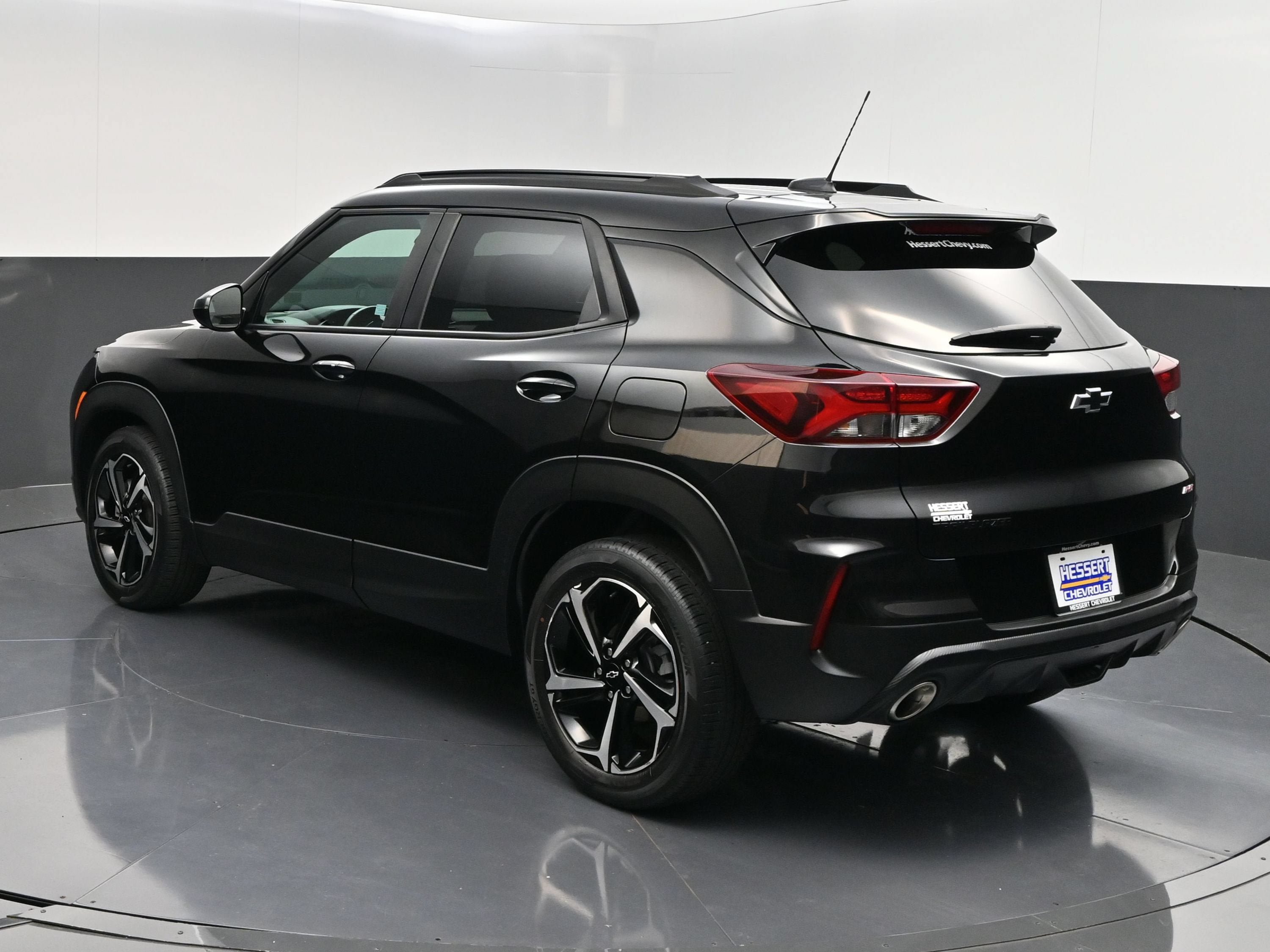 Certified 2023 Chevrolet TrailBlazer RS w/ Convenience Package FWD image 6