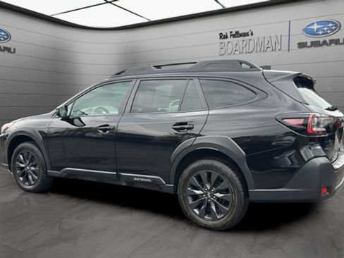 Used 2025 Subaru Outback Onyx Edition AWD/4WD image 8