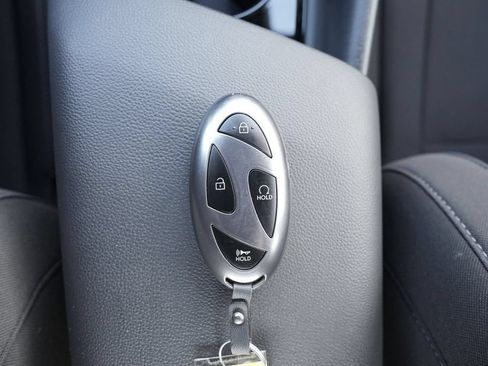 Certified 2025 Hyundai Elantra SEL FWD image 37