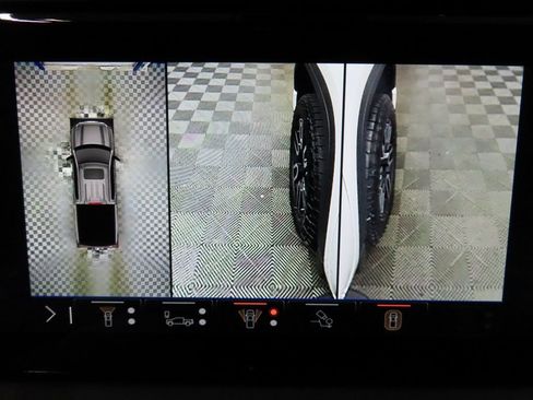 Used 2024 GMC Sierra 1500 AT4 w/ Technology Package image 19