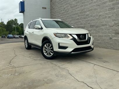 Used 2018 Nissan Rogue SV w/ Premium Package