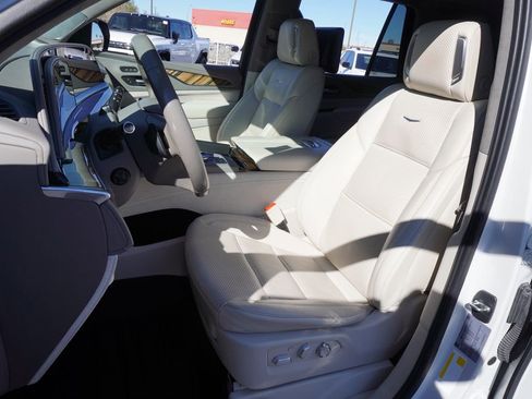 Used 2021 Cadillac Escalade Sport Platinum image 15