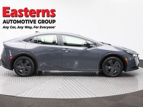 Used 2024 Toyota Prius LE image 4