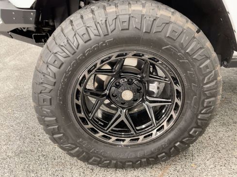 Used 2023 Ford Bronco Raptor image 11