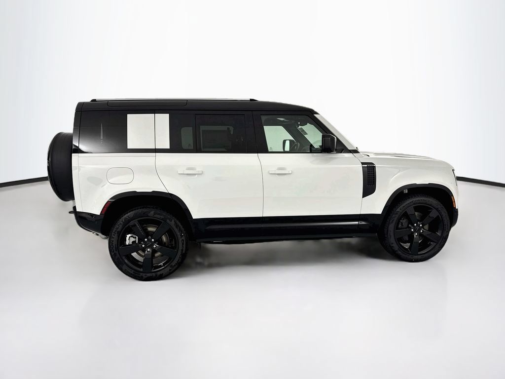 New 2026 Land Rover Defender 110 X-Dynamic SE AWD/4WD image 4