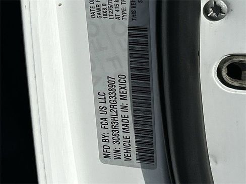 Used 2024 RAM 3500 Big Horn image 32