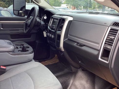 Used 2017 RAM 2500 SLT image 14