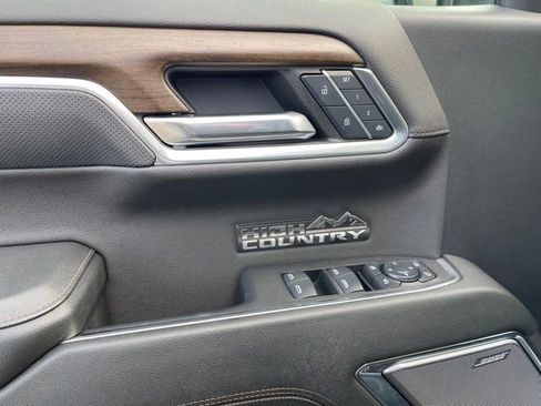 Used 2024 Chevrolet Silverado 1500 High Country w/ High Country Premium Package image 24