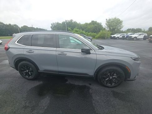Used 2025 Honda CR-V Sport image 4