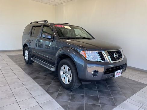 Used 2012 Nissan Pathfinder SV AWD/4WD image 1