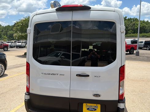 Used 2025 Ford Transit 350 XLT RWD image 7