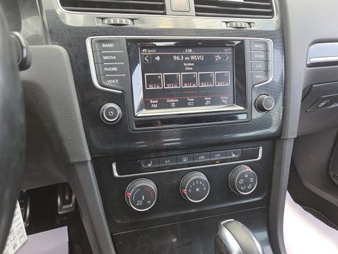 Used 2015 Volkswagen GTI S FWD image 16