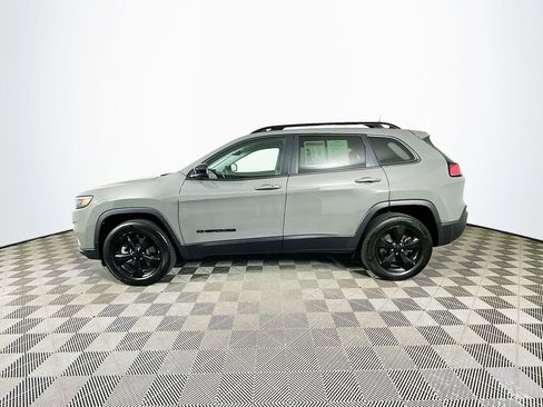 Certified 2023 Jeep Cherokee Altitude Lux w/ Lux Elite Package image 7