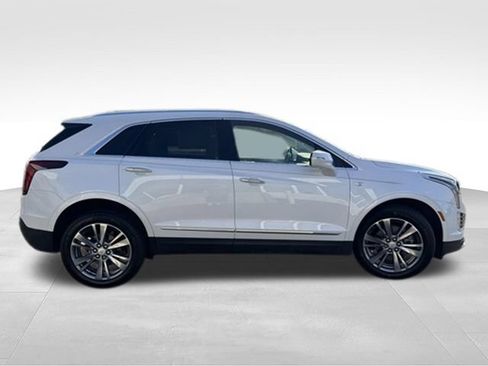 Used 2025 Cadillac XT5 Premium Luxury AWD/4WD image 7