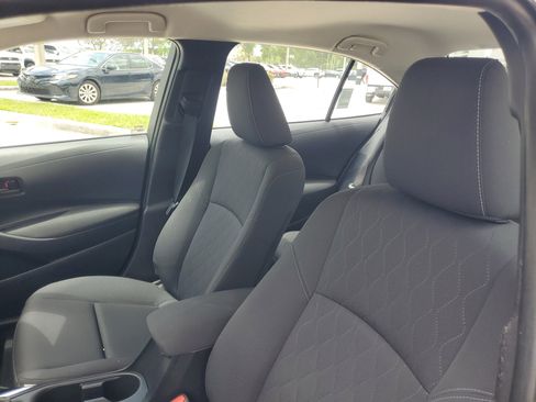 Used 2024 Toyota Corolla LE FWD image 17