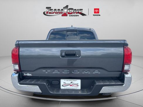 Used 2019 Toyota Tacoma SR5 RWD image 6