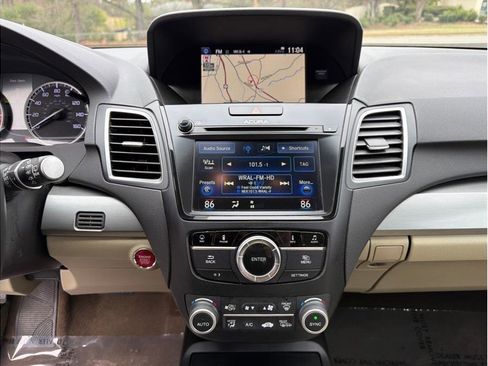 Used 2016 Acura RDX Sport Utility 4D image 18