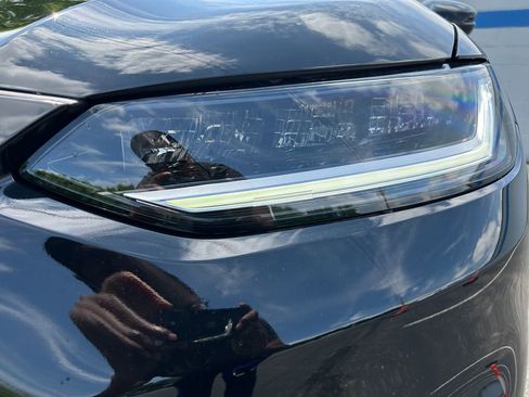 Used 2026 Honda HR-V LX image 9