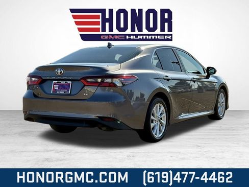 Used 2024 Toyota Camry LE image 3