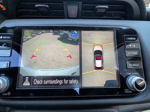 Used 2021 Nissan Kicks SR w/ Interior Electronics Package FWD image 21