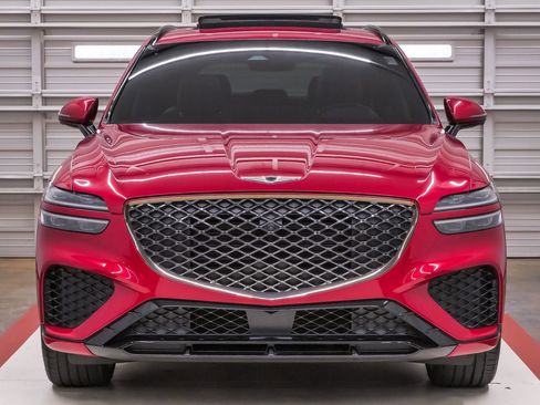 Certified 2024 Genesis GV70 2.5T w/ Sport Prestige Package AWD/4WD image 4
