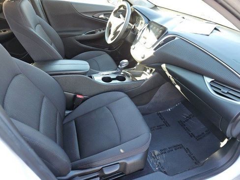 Used 2023 Chevrolet Malibu LT image 11