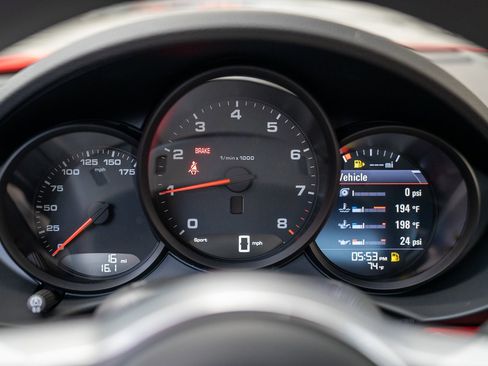 New 2025 Porsche 718 Cayman image 16