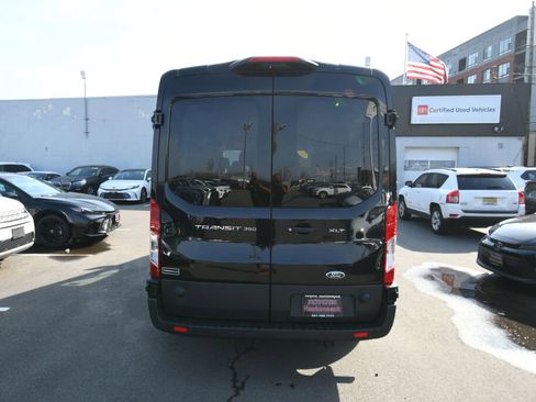 Used 2024 Ford Transit 350 XLT image 7