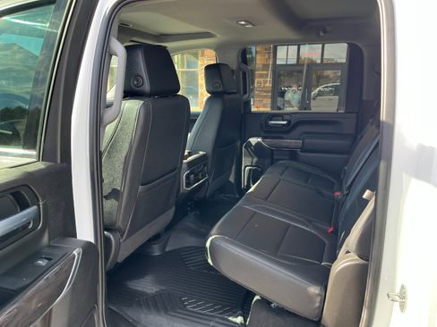 Used 2023 Chevrolet Silverado 3500 LTZ image 5