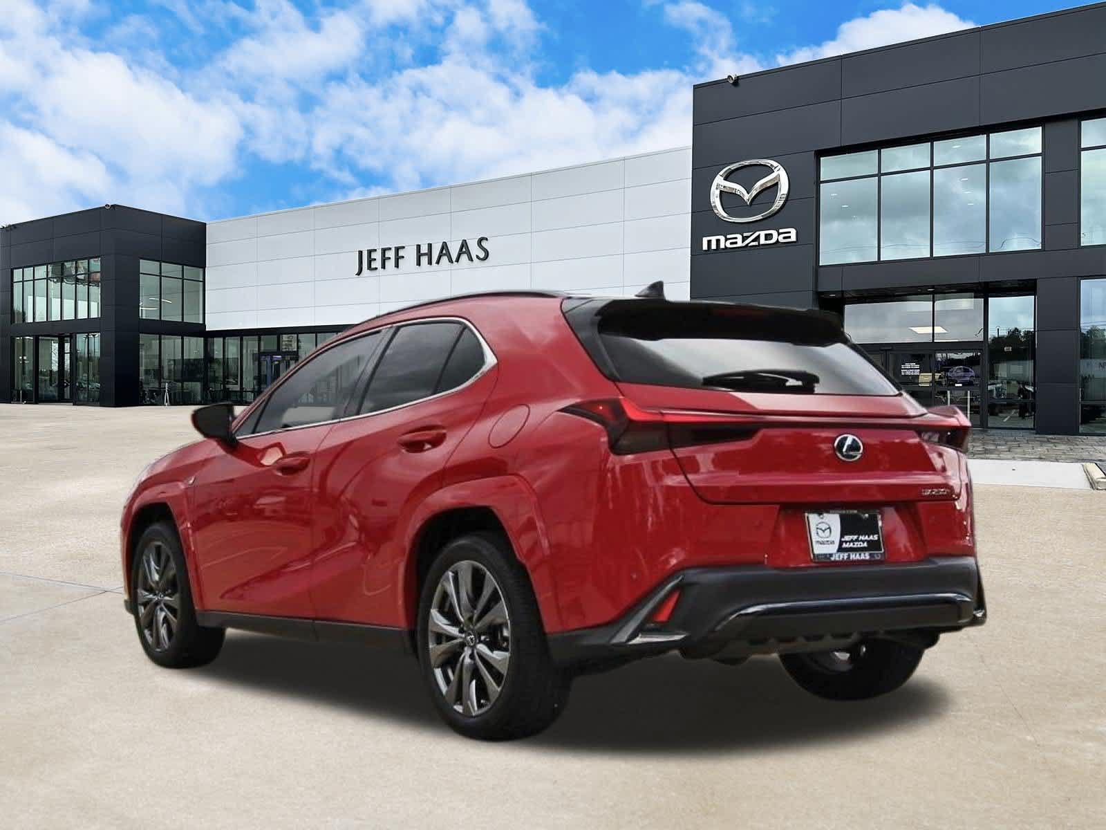Used 2024 Lexus UX 250h F Sport FWD image 2