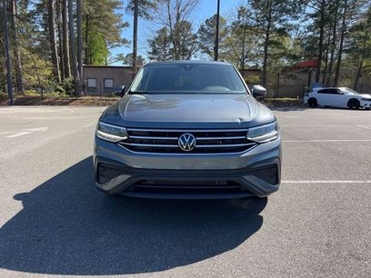 Used 2024 Volkswagen Tiguan SE