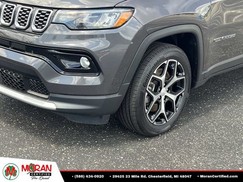 Used 2024 Jeep Compass Limited AWD/4WD image 8