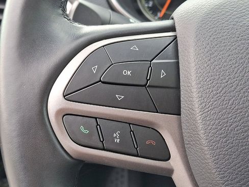 Certified 2020 Jeep Cherokee Limited AWD/4WD image 17