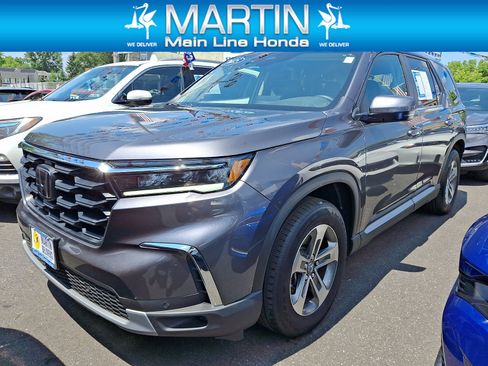 Certified 2025 Honda Pilot EX-L image 1
