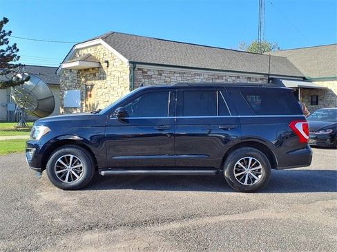Used 2021 Ford Expedition XLT image 25