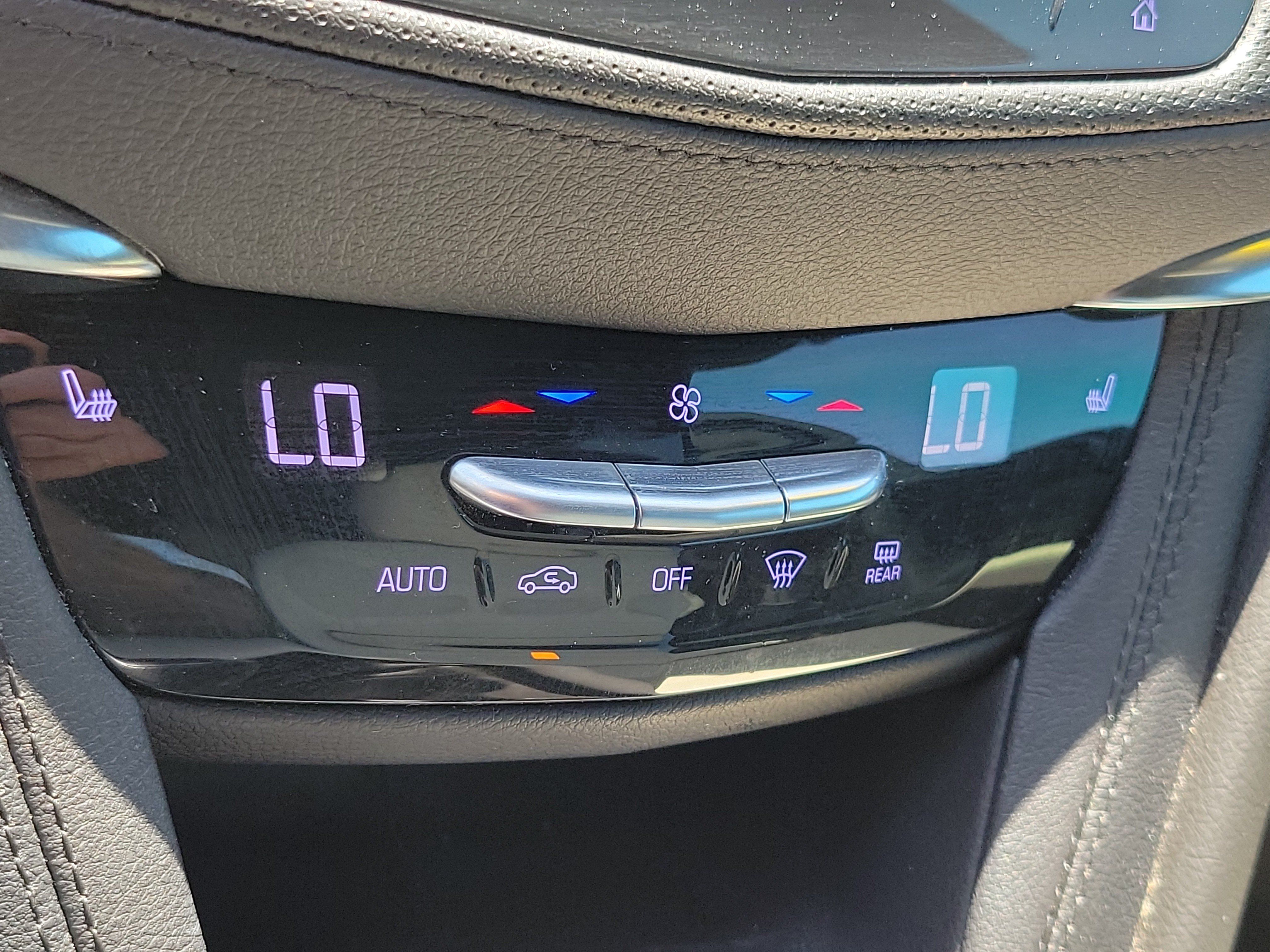 Used 2020 Cadillac XT5 Sportv AWD/4WD image 23